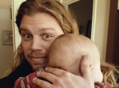 Netflix热播纪录片《千子之父：捐精狂奇案》，丧心病狂，捐J狂魔，15年和伙伴比赛捐精，孩子遍布全球